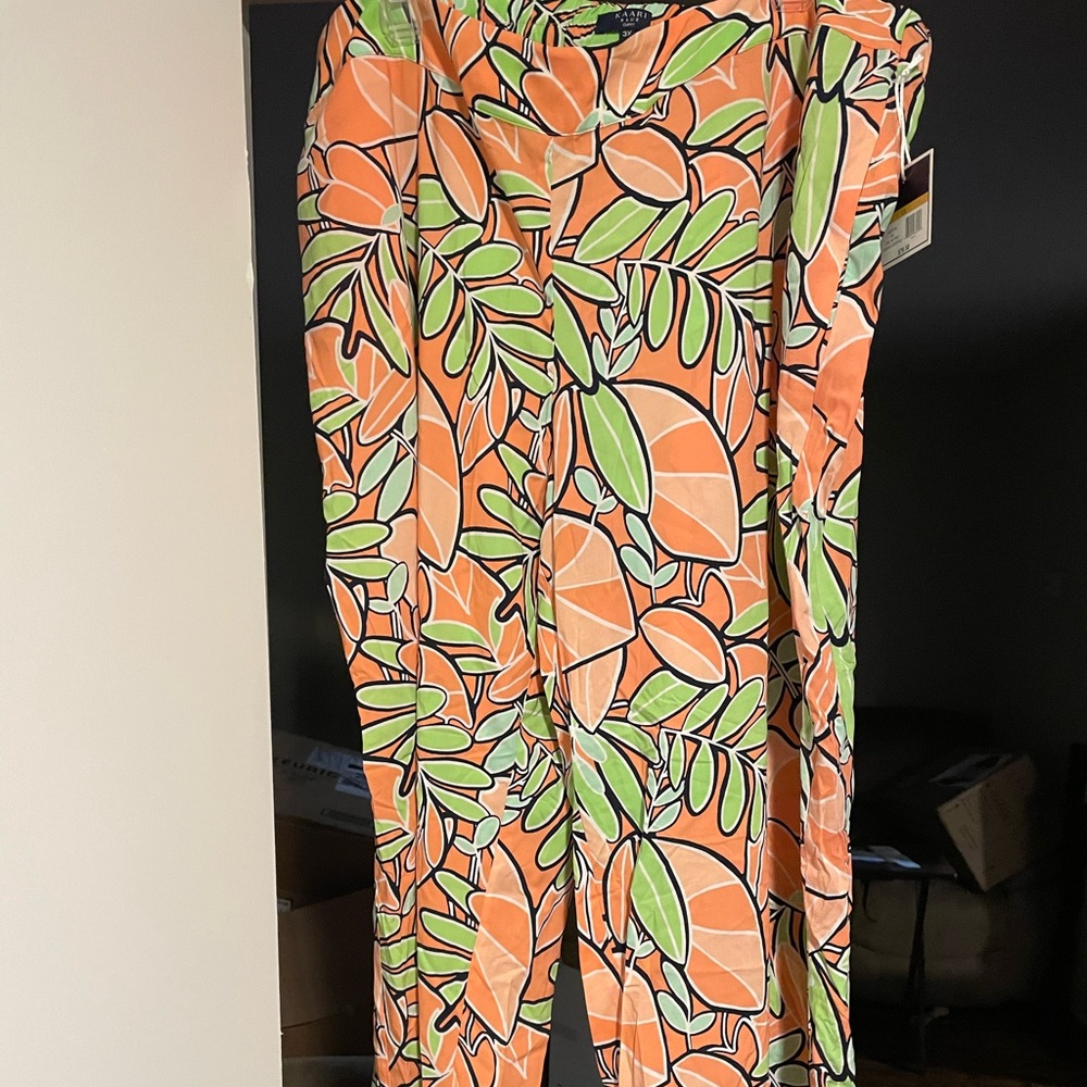 Brand new size 3x pants new with tag.